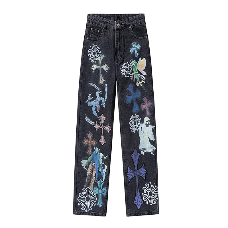 P300 💰 (top version) chrome hearts ss25 black elf print jeans. Styles with different wash textures, very friendly to people with thin legs and thick legs. The slightly flared version is very flattering to the leg shape. The moderate length will never go out of style. It can be matched easily and casually. It is the basis of various styles. It is a must-have in the wardrobe! The fabric is stiff but also makes the upper body soft without losing texture. The washing process is even more perfect. It is a must-have item for everyone! ! !  Color: black Size: 30-32-34-36 30 32 34 36 Waist circumference 80 85 90 95 Sitting circumference 105 110 115 120 Foot opening 46 47 48 49 External length 102 103 104 105